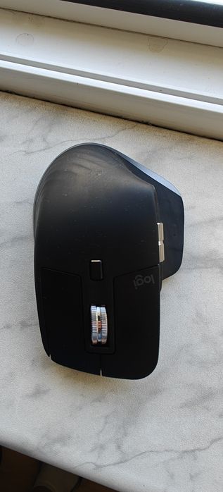 Mouse Logitech MX Master 3 cu dongle Unifying si baterie schimbata