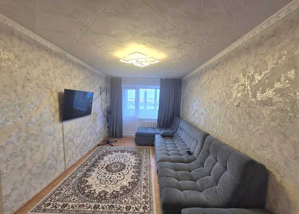 Продам 2комнатную квартиру в 11а микрорайоне