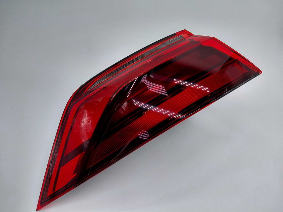 4M8945069AB Нов Ляв Стоп Audi Q8 Facelift 23- Matrix USA