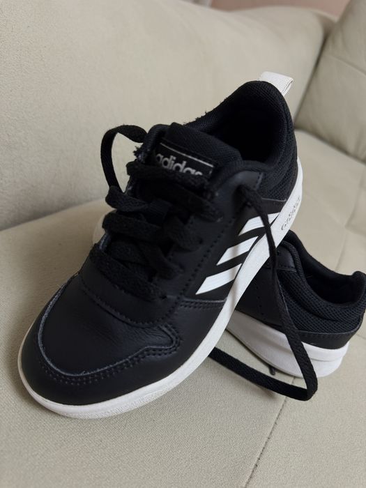 Детски кецове Adidas 28 1/2 номер