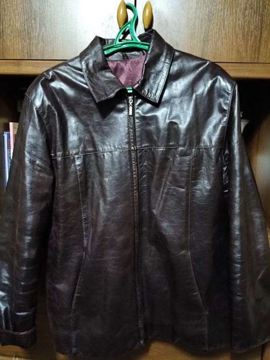 Кожаная куртка б/у