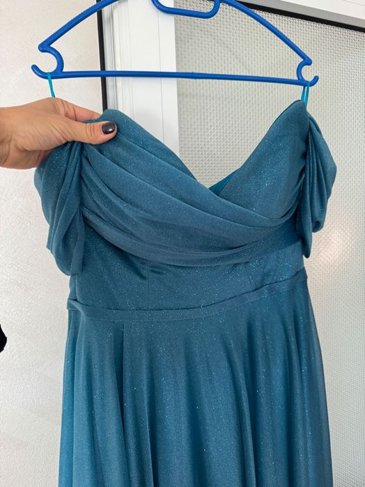 Официална рокля за абитуриентка