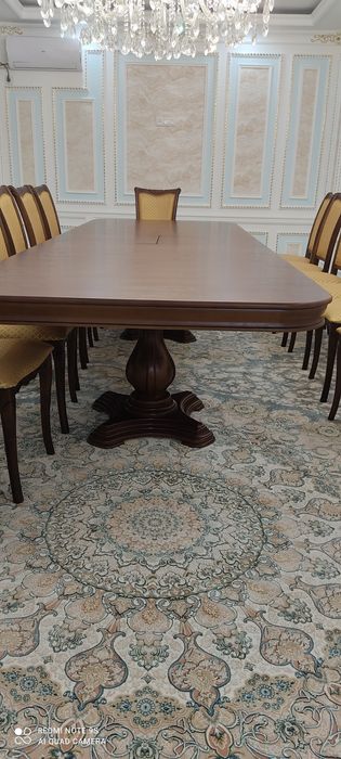 Продается новый стол в упаковке