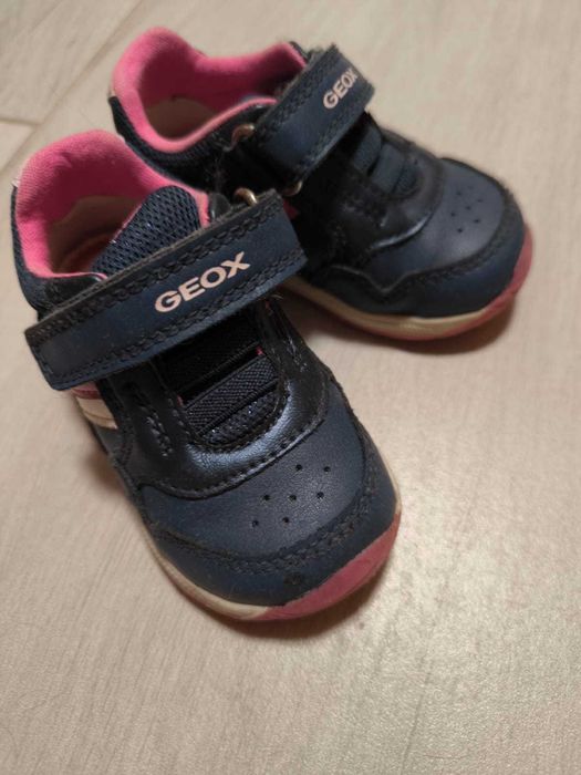 Детски обувки почти нови