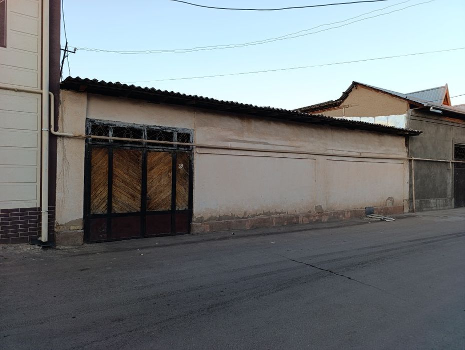 Uy sotiladi Olmozor Tumanida 3 sotix