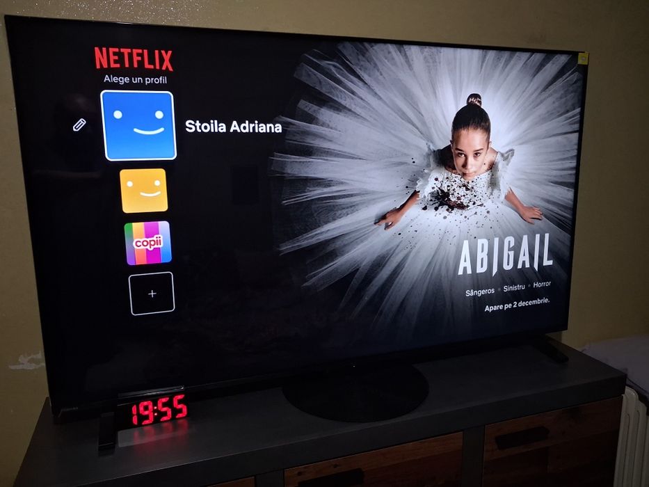 Vând tv start Toshiba 165 cm