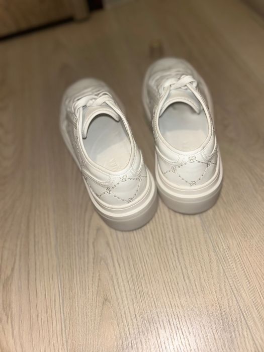 Обувки - марка ,,Badura”