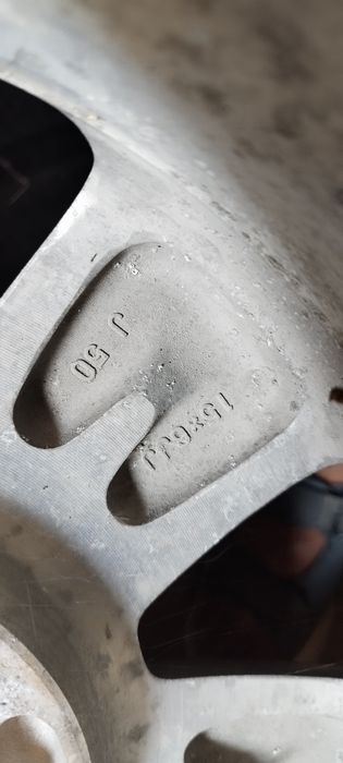 Продам оригинальные диски Тойота R15