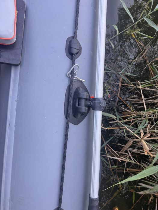 Vand  sau schimb barca Kolibri 400 dsl