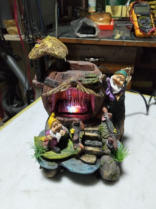 Водопадный домик сувенир