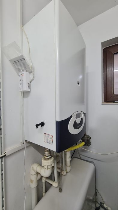 Centrala Ariston Genus de 35KW