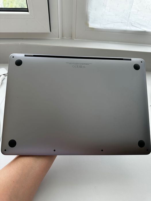 MacBook Pro 13 (2022) M2 8G/256GB