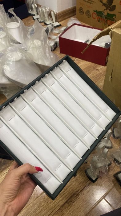 Продам подставки под украшения