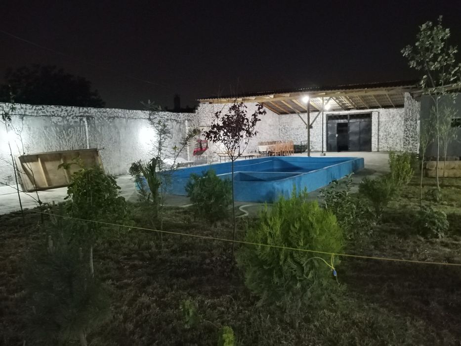 Dacha va basseyn Arendaga