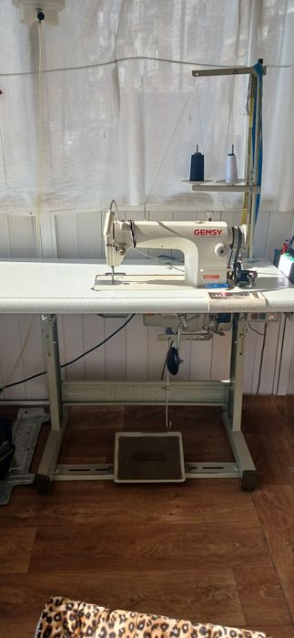 Gemsy Tikuv mashinasi