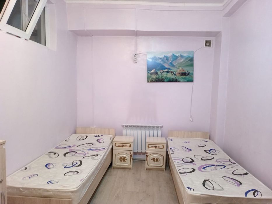 Кровать зета  и тумба