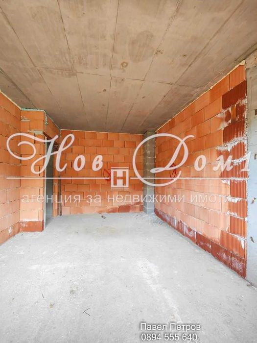 Съвременна сграда Две самостоятелни стаи Близо до спирка и магазин