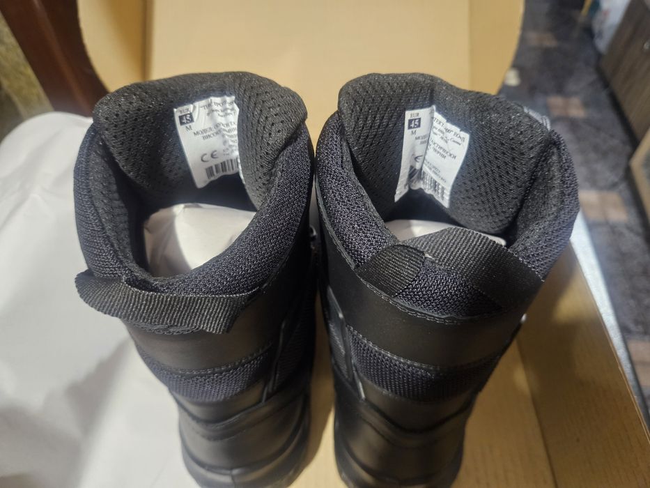 Военни кубинки чисто нови