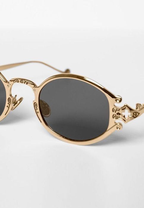 Слънчеви очила златна рамка