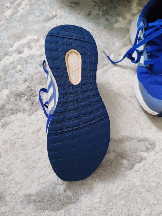 Маратонки Адидас 38 номер