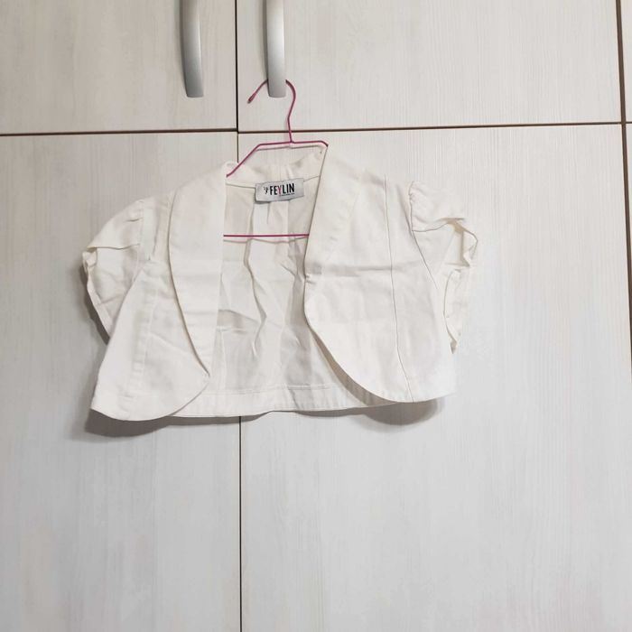 Различни цветове ръкави