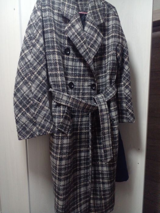 Продам пальто шерстяное