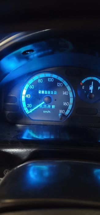 Продаётся Matiz 2004г