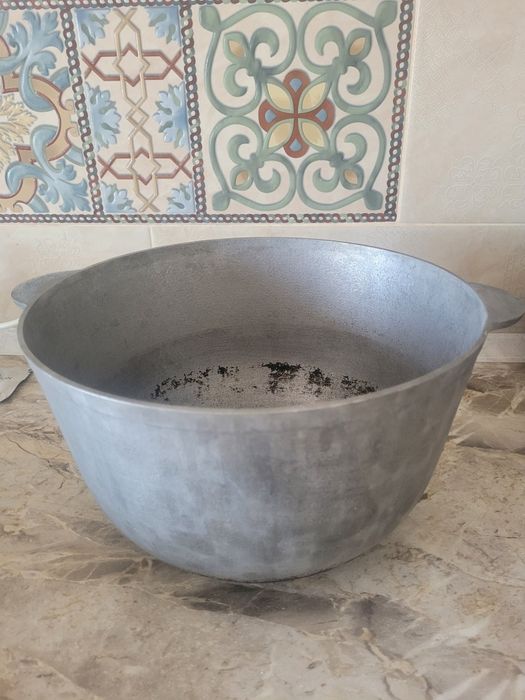 Продам казан, Россия