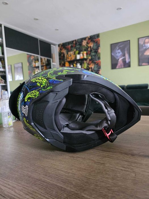 Cască moto Icon Variant Pro Willy Pete + vizier extra + geantă – ca nouă