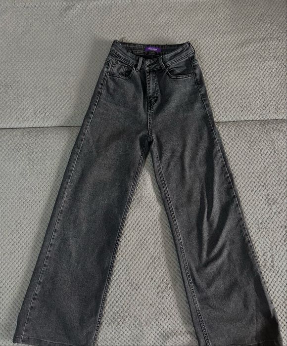 Продам джинсы 2000 тг