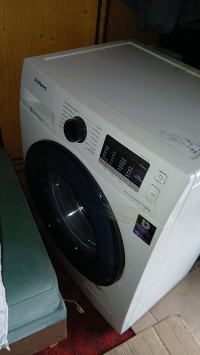 Продам стиральную машину - автомат