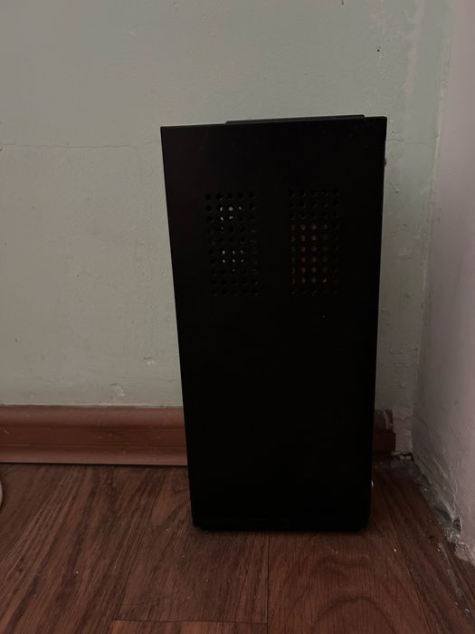 ИБП/стабилизатор SVC V-600L (600VA)