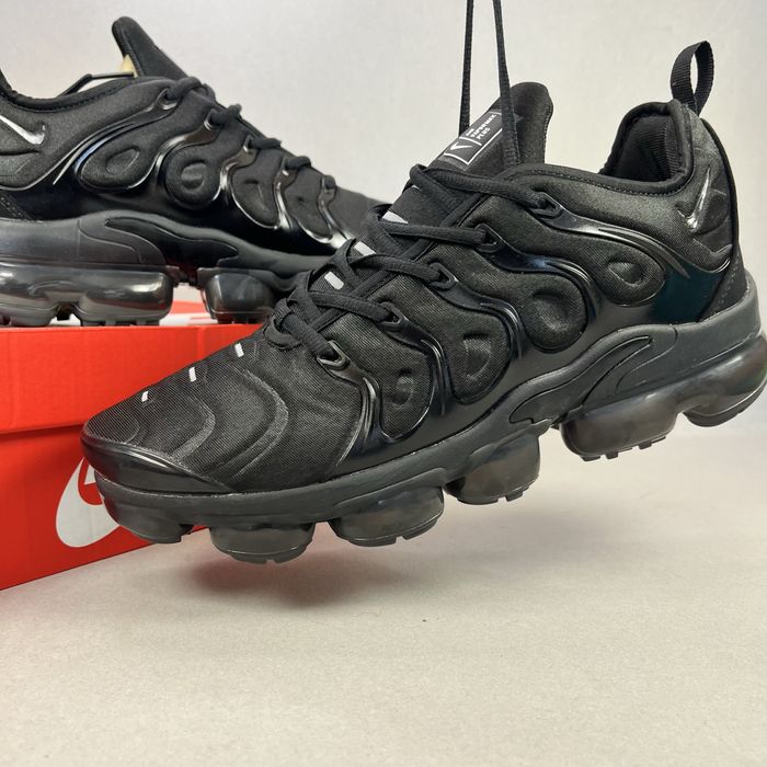 Nike Vapormax Plus "Triple Black"! НОВИ!