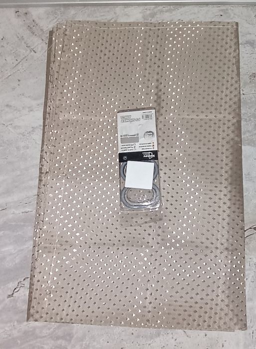 Штора для ванной 220*180.