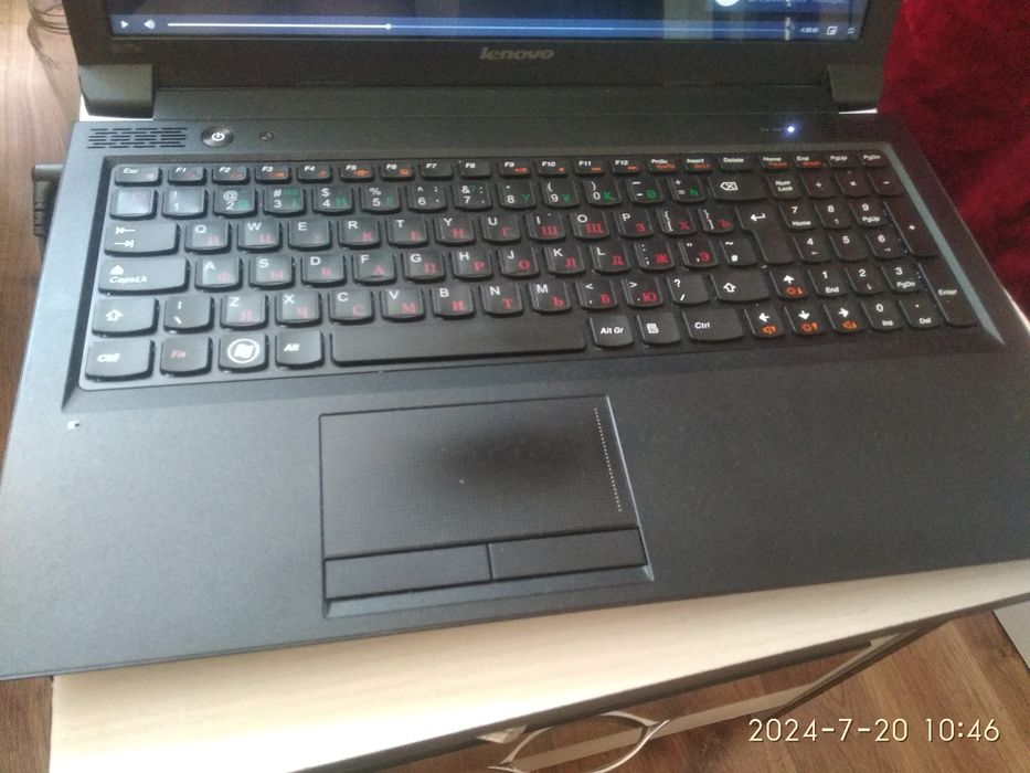 Sotilad nuvutbuk lenova