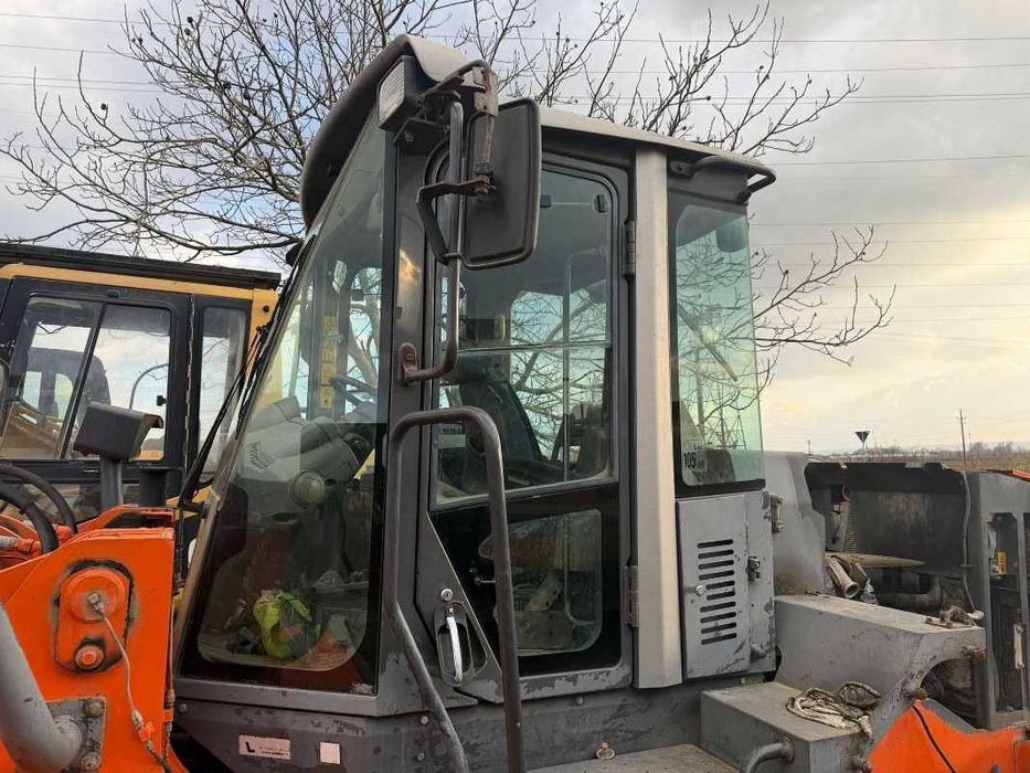 Cabina incarcator frontal Hitachi ZW180