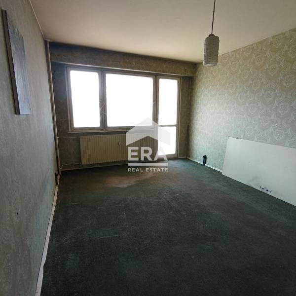 Продава се Тристаен апартамент в Перник, Изток - 84 кв.м за 577 €/кв.м - Снимка #5