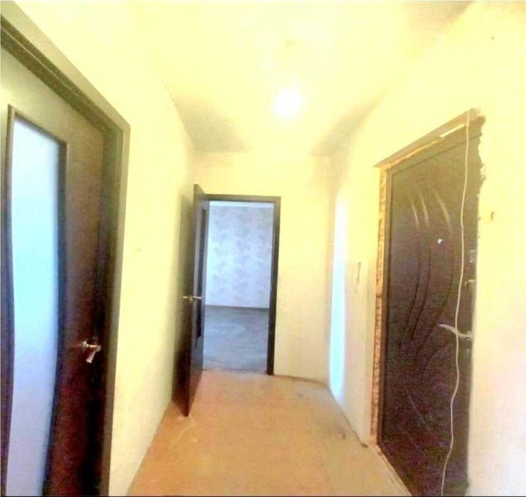 а Продам 2 комнатную квартиру Улучшенной план 70 квартал