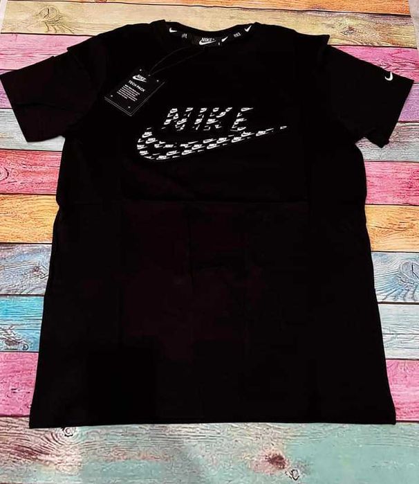 NIKE  , Boss, Dsquared2 - тениски