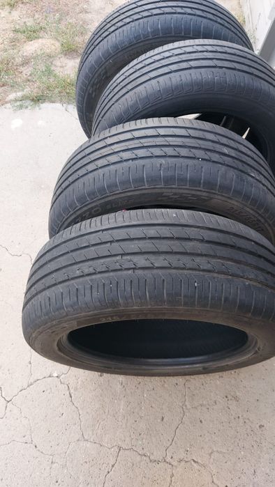 Продам шины 215 55 R17