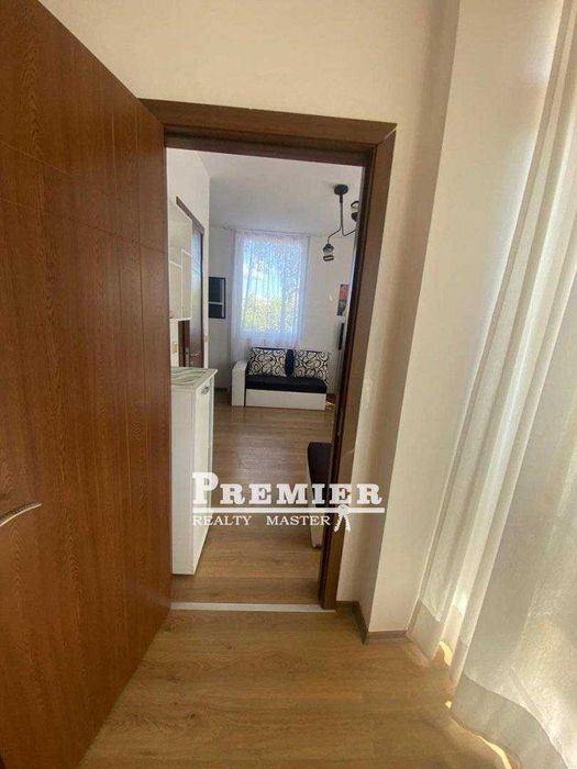 Продава се Двустаен апартамент в к.к. Слънчев бряг - 52 кв.м за 577 €/кв.м - Снимка #8