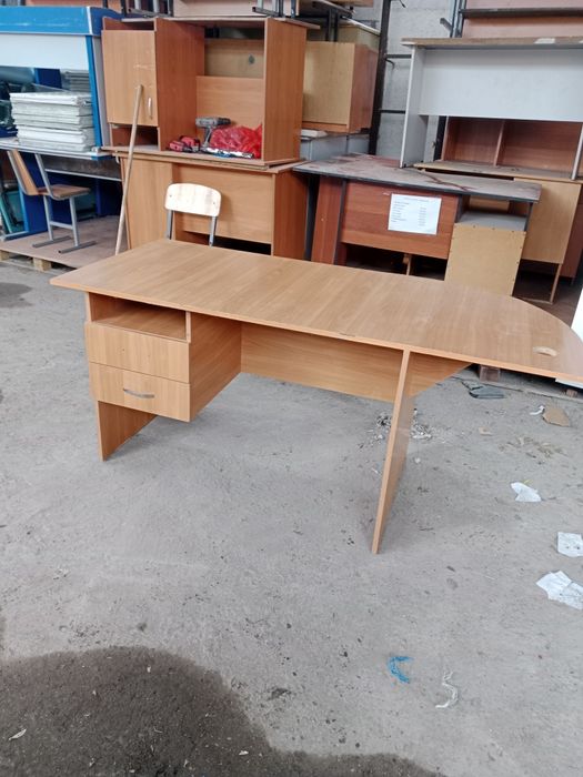 Шкафы,полки для обуви,столы