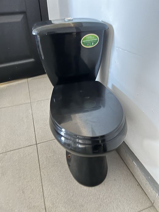 Продам б/у унитаз