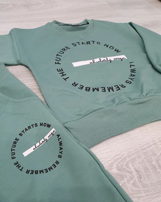 Ново Унисекс комплектче