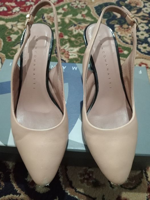 Босоножки женские