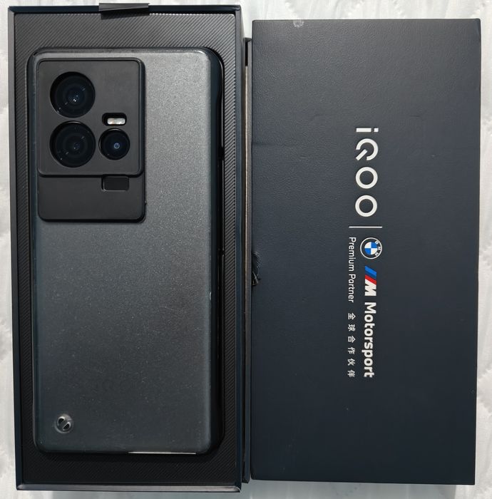 СРОЧНО iQOO 11s BMW Edition