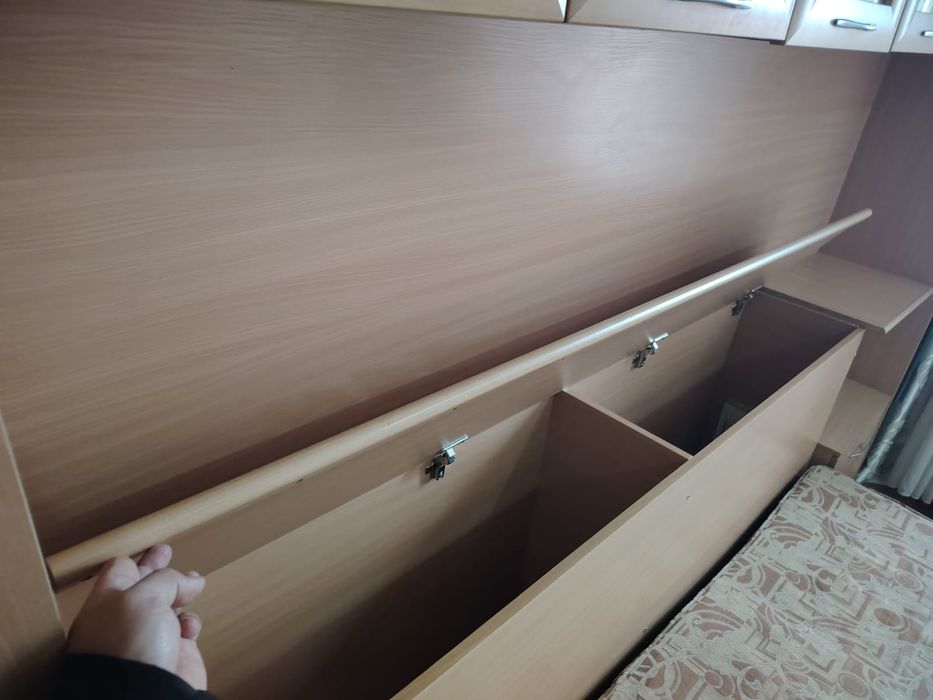 Продаю кровать и шкаф