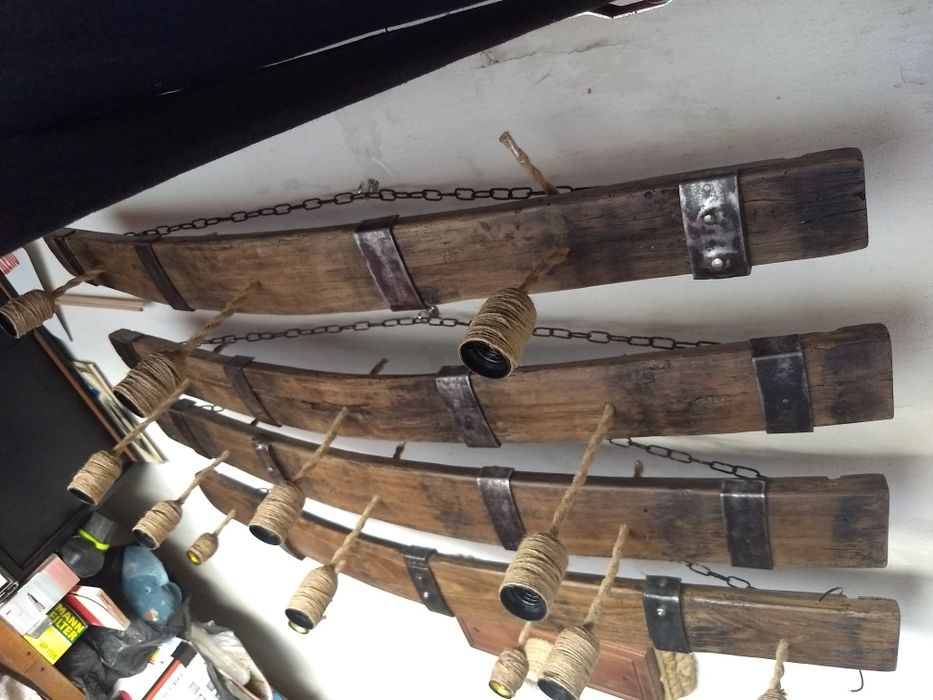 Лампа за таван бар