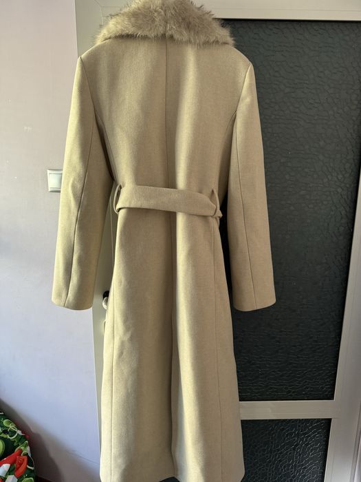 Палто MANGO-Ново!!!