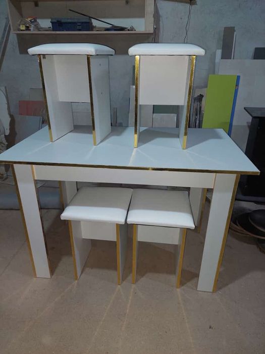 Кухонный столдар сатылады